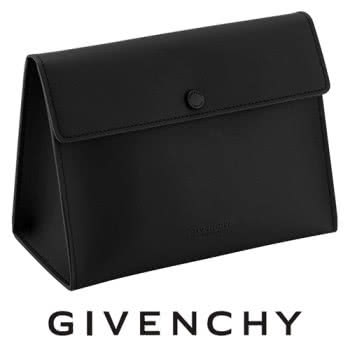 Большая черная косметичка Givenchy на кнопке. 15х11х5 см.