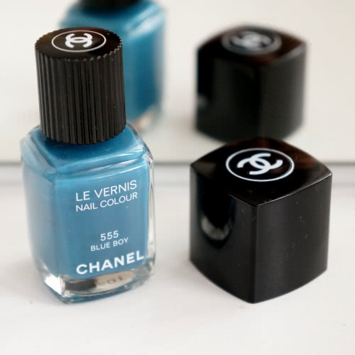 Лак Chanel le vernis nail colour # 555 Blue Boy
