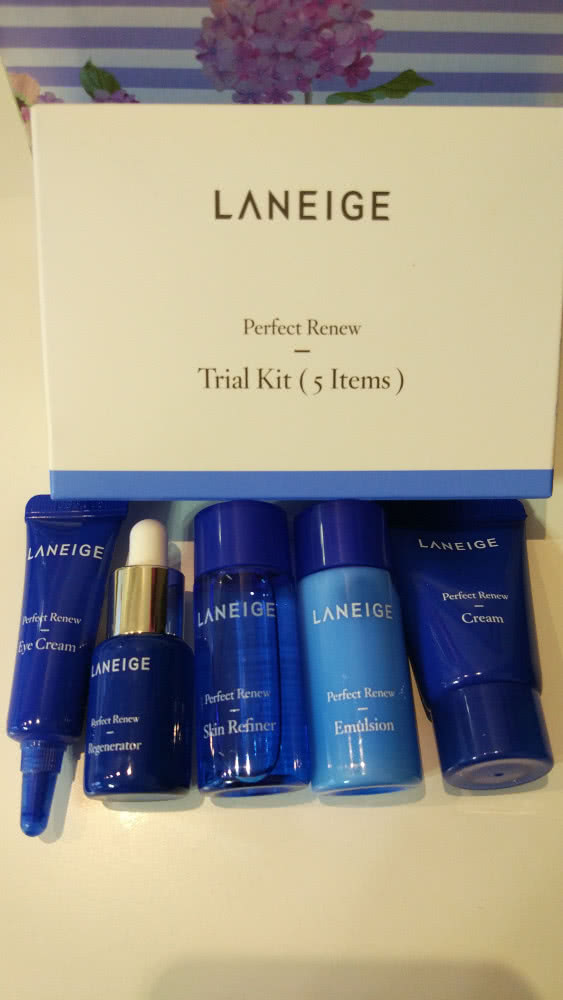 Laneige Perfect Renew Trial Kit