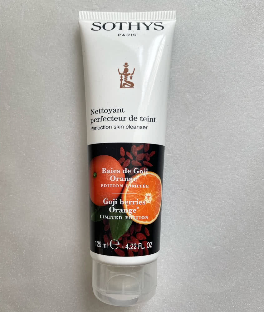 Sothys Goji Berries Orange Perfection skin cleanser