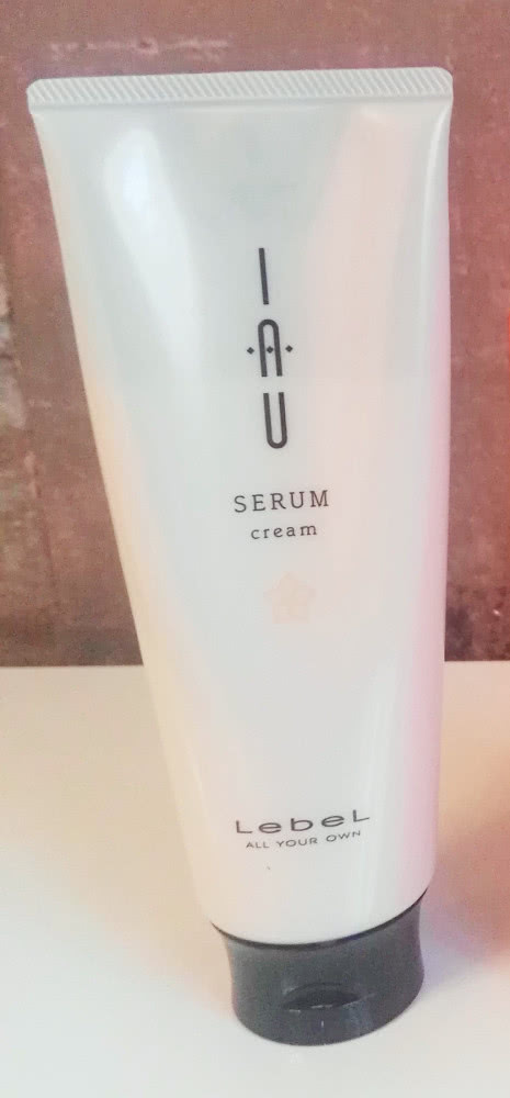 ТОРГ Аромакрем для увлажнения и разглаживания волос Lebel IAU Serum Cream