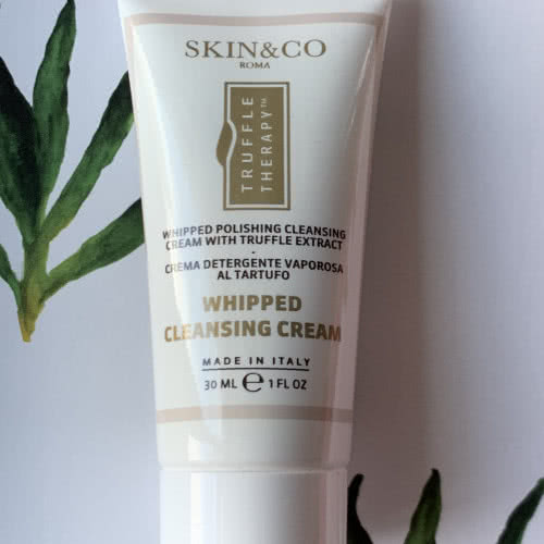 SKIN & CO ROMA Whipped polishing cleansing cream with truffle extract - Взбитый очищающий крем