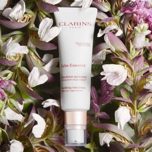Clarins Calm-Essentiel Soothing Emulsion Увлажняющая эмульсия для чувствительной кожи лица 50 мл.