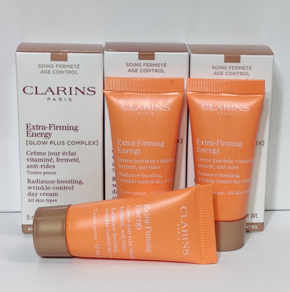 Clarins Extra-Firming Energy Регенерирующий дневной крем с эффектом сияния для любого типа кожи. Новинка!