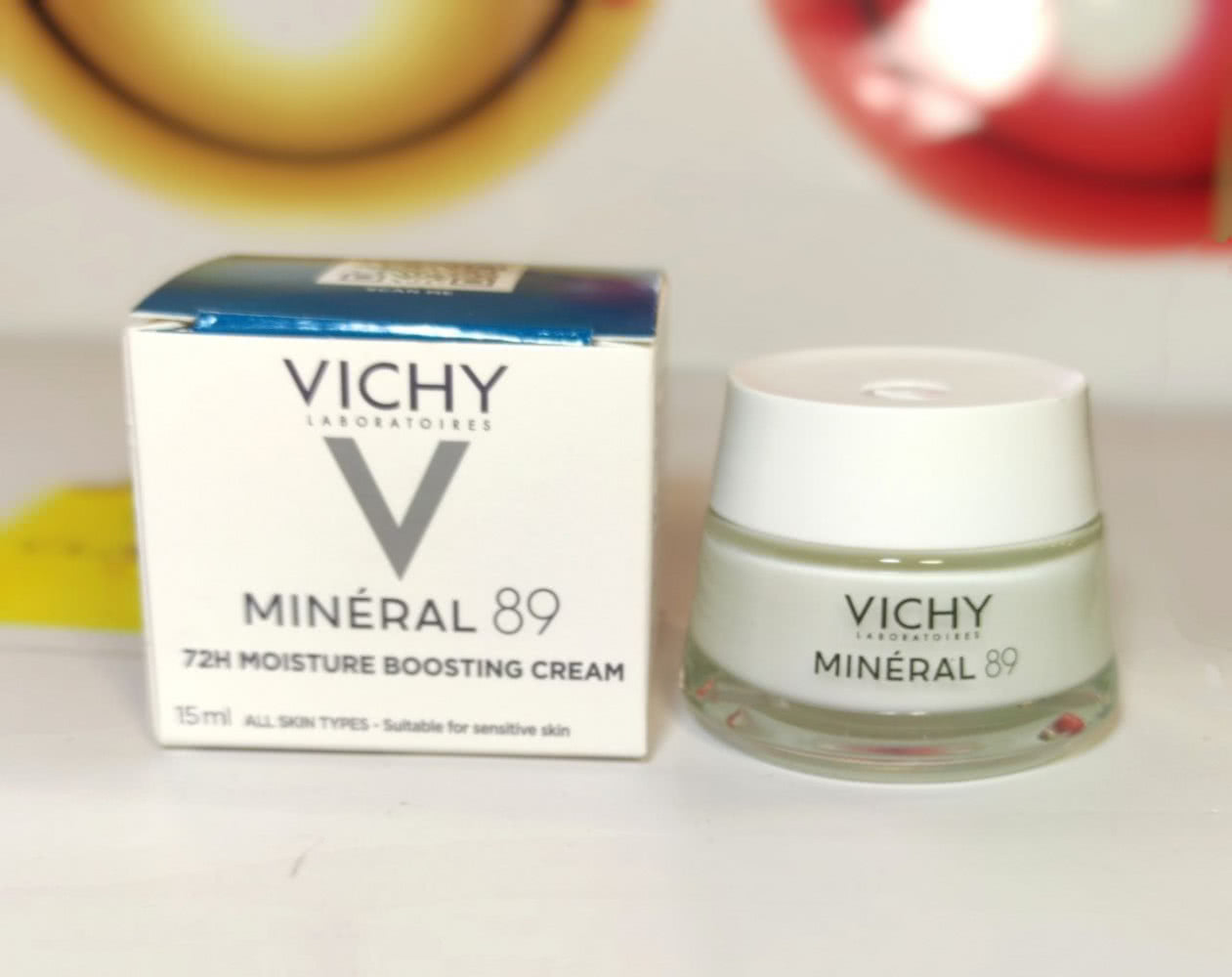 VICHY Mineral 89  Интенсивно увлажняющий крем 72 ч