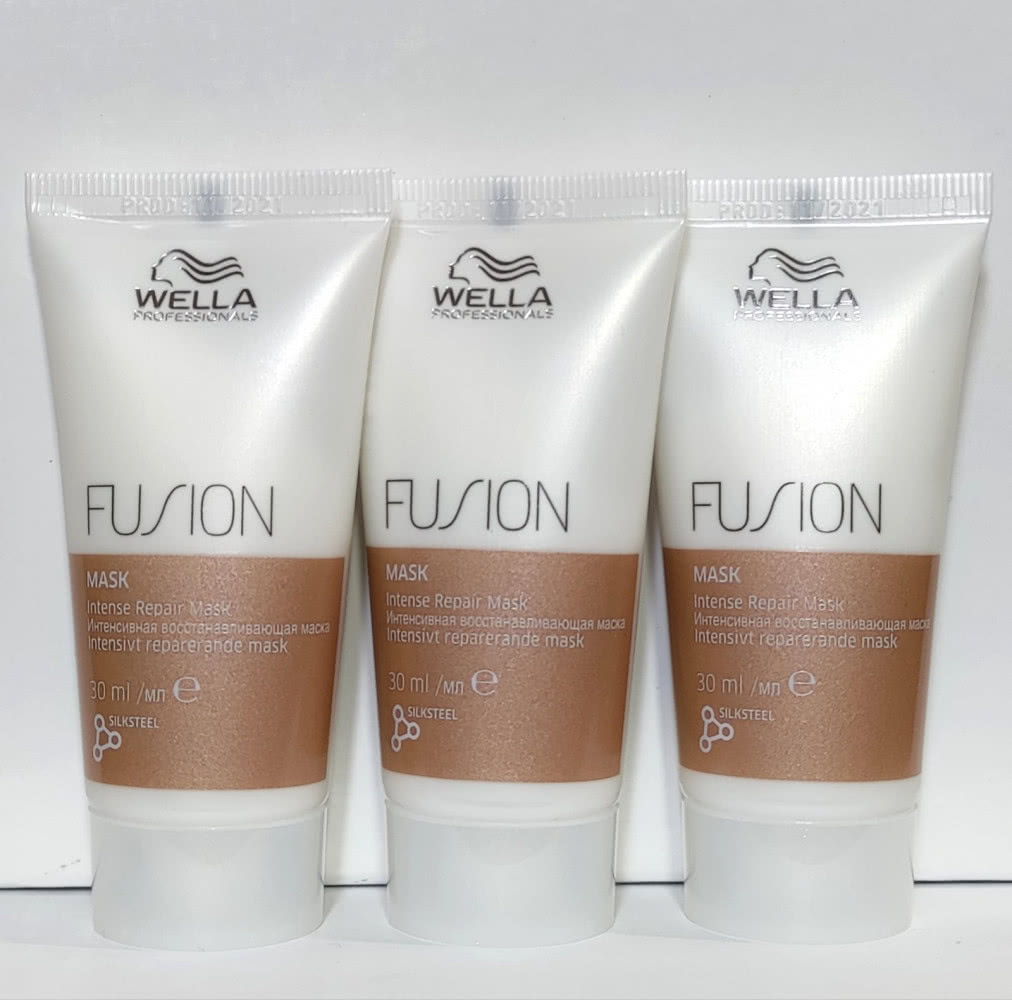 Wella Professionals  Fusion I Восстанавливающая интенсивная маска для волос.