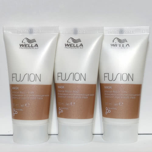 Wella Professionals  Fusion I Восстанавливающая интенсивная маска для волос.