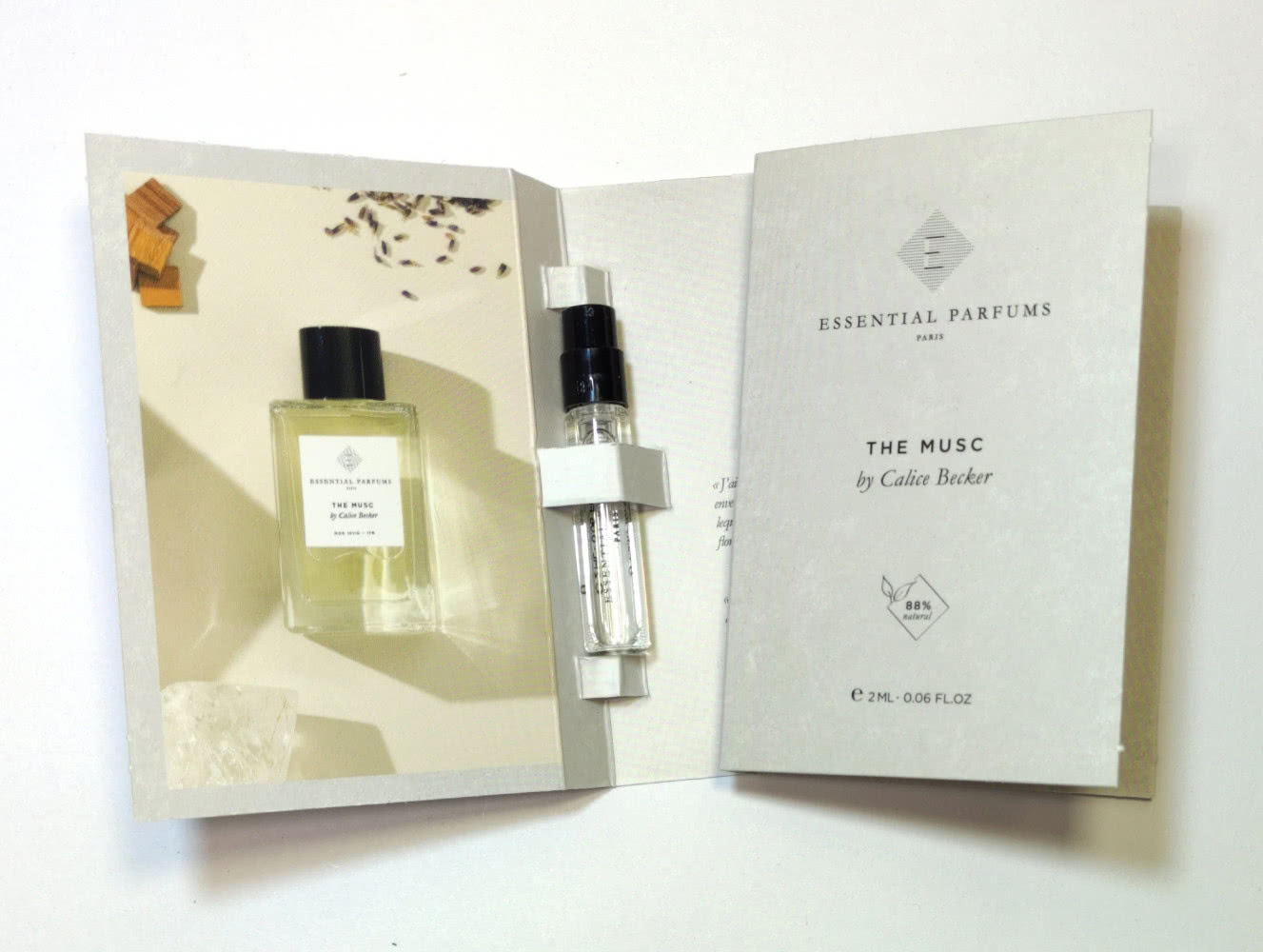 ESSENTIAL PARFUMS THE MUSC