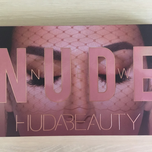 Новая палетка Huda Beauty NEW NUDE