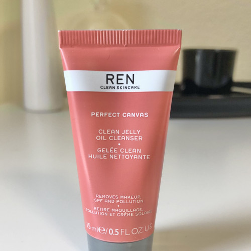 Бальзам для умывания Ren Skincare Perfect Canvas Jelly Oil Cleanser
