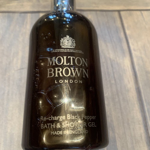 Molton Brown Re-Charge Black Pepper Bath & Shower Gel, 300ml