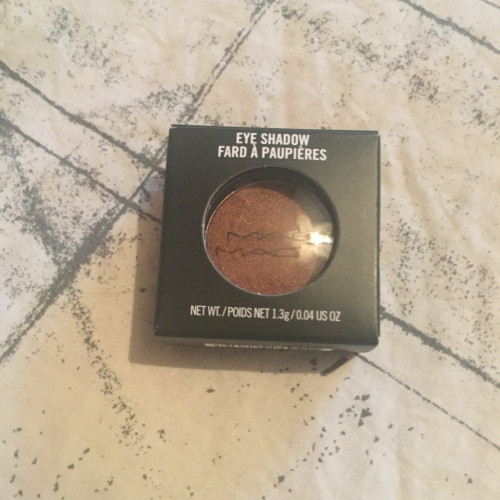 M.A.C., Eye Shadow (1,3g), Antiqued Veluxe Pearl