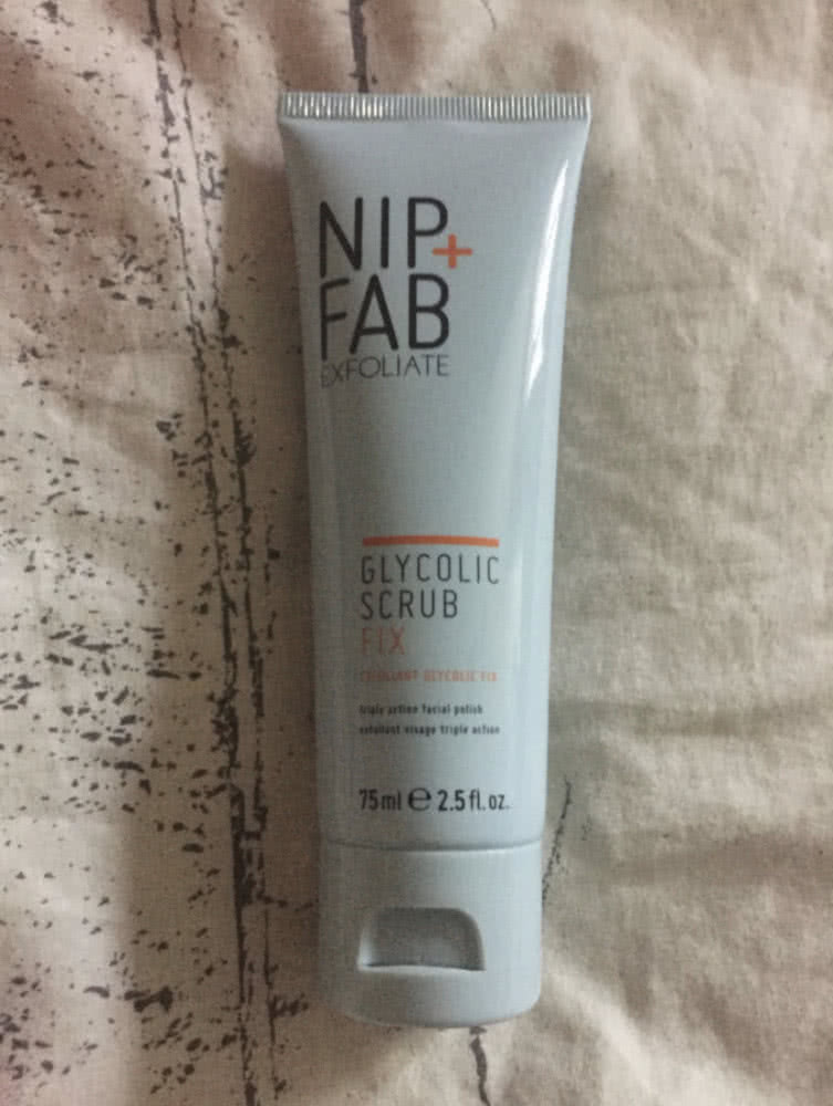 Nip+Fab, Glycolic Fix Scrub, 75ml