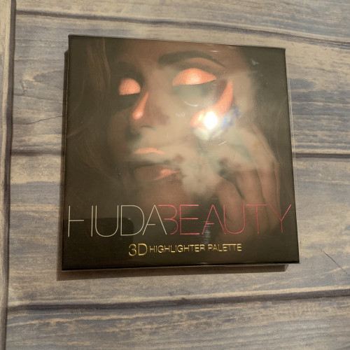 Huda Beauty, 3D Highlight Palette