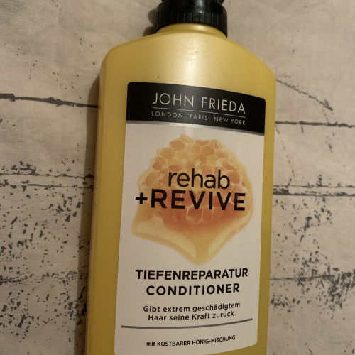 John Frieda, Rehab + Revive Conditioner, 250ml