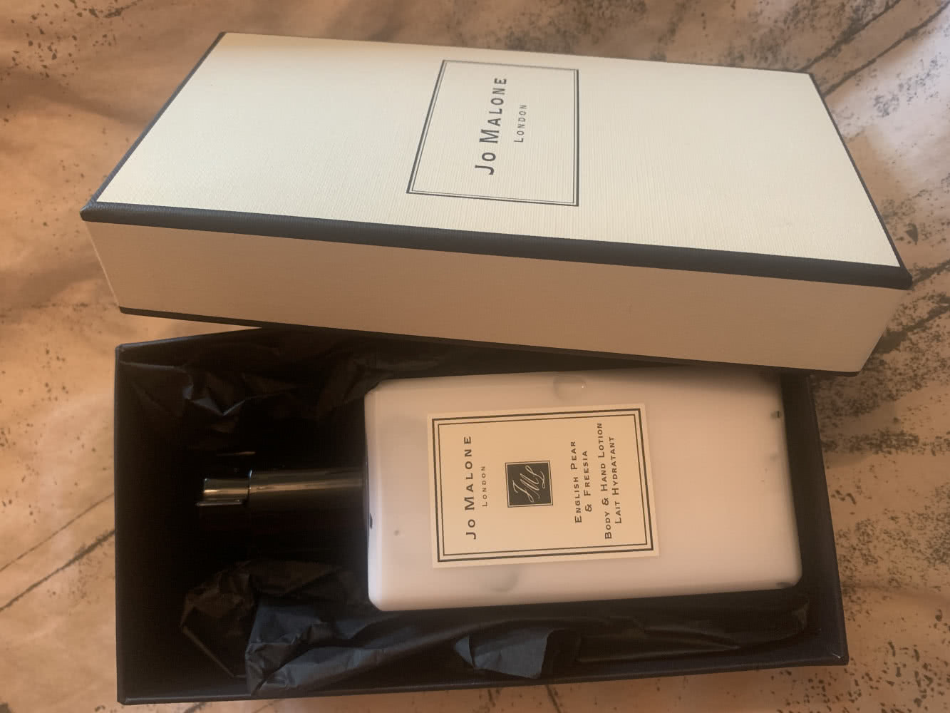 Jo Malone, English Pear And Freesia Body And Hand Lotion, 250мл