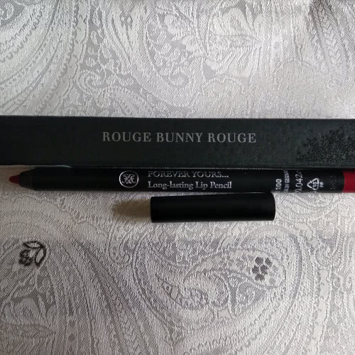 Новый красный карандаш для губ ROUGE BUNNY ROUGE Forever Yours.