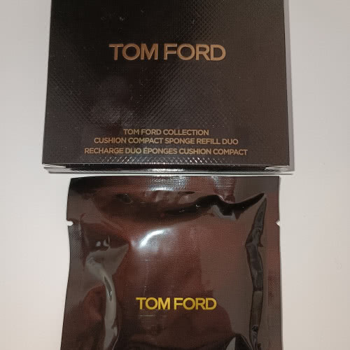 Новый сменный спонж для кушона Tom Ford 1шт в коробочке.