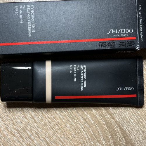 Тональная вуаль  Shiseido Synchro skin self-refreshing 125 fair asterid