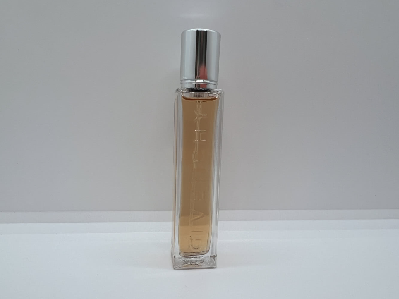 Givenchy - L'Interdit rouge ultime, edp