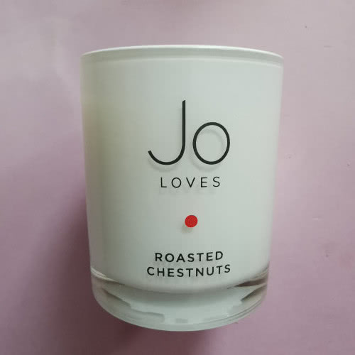 JO LOVES A Home Свеча (дорожный размер/70г)  Ароматическая свеча с ароматом "Жареный каштан"