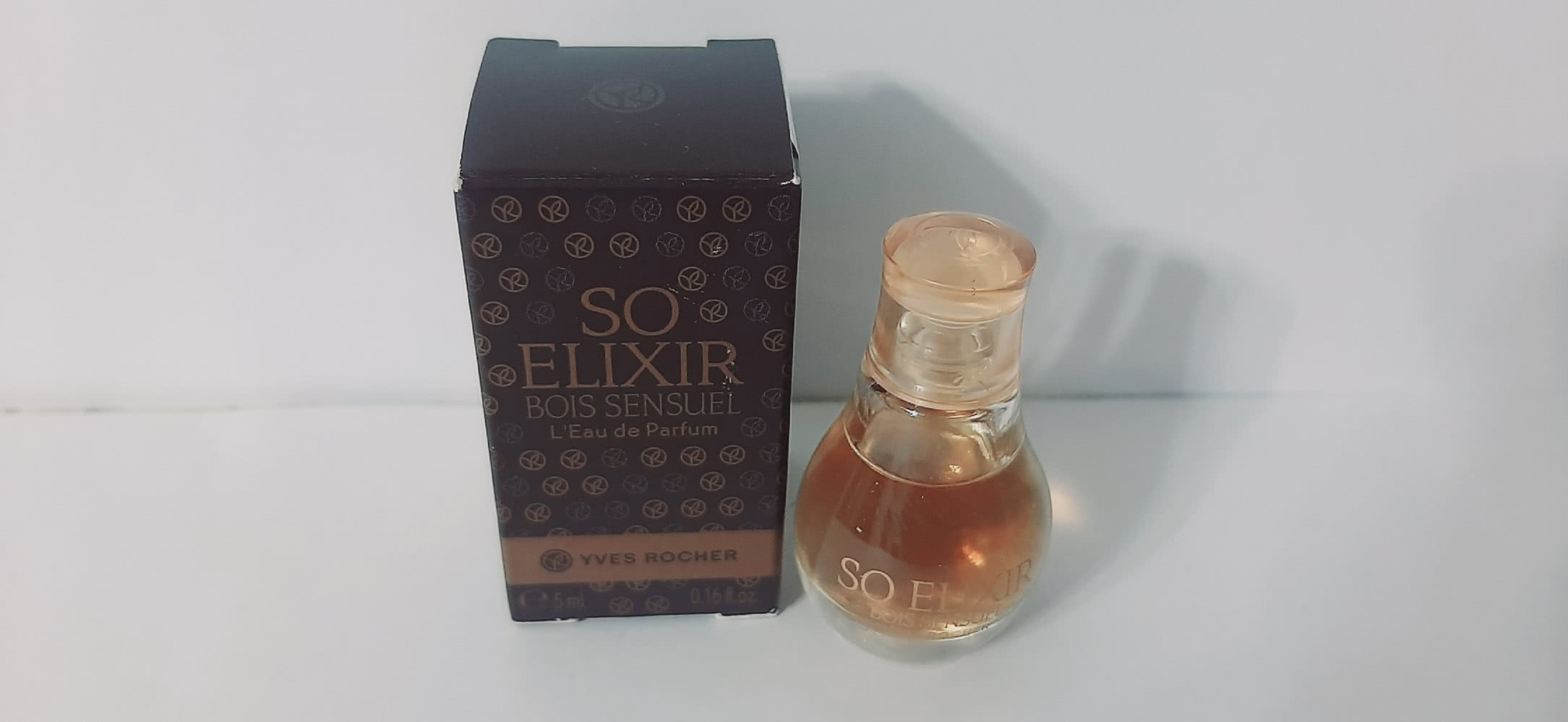 Продам миниатюру Yves Rocher  5ml edp -So Elixir Bois Sensuel