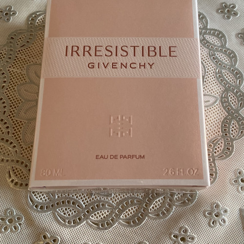 Givenchy Irresistible Eau de Parfum Парфюмерная вода -80мл