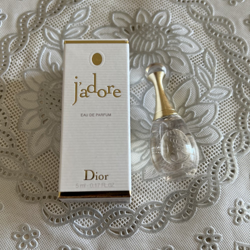 Миниатюра Dior J’ADORE парфюмерная вода -5мл