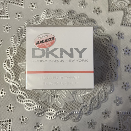 СРОК 01.2023г, DKNY be delicious fresh blossom парфюмерная вода -30мл