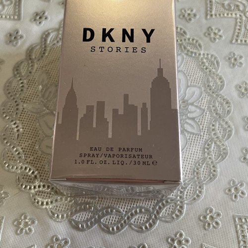 Новая Dkny Stories парфюмерная вода- 30мл