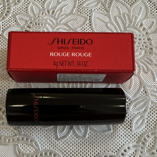 СРОК 09.2021г, Shiseido помада -RD 502 real Ruby
