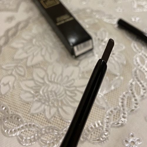Guerlain  eyebrow pencil-02 Dark карандаш для бровей