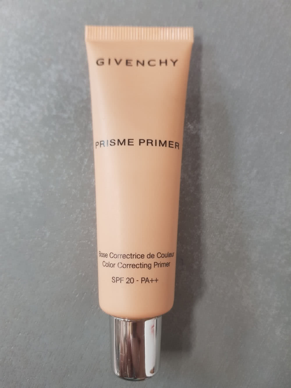 Праймер Givenchy Prisme primer