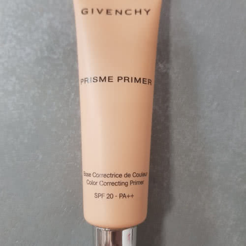 Праймер Givenchy Prisme primer