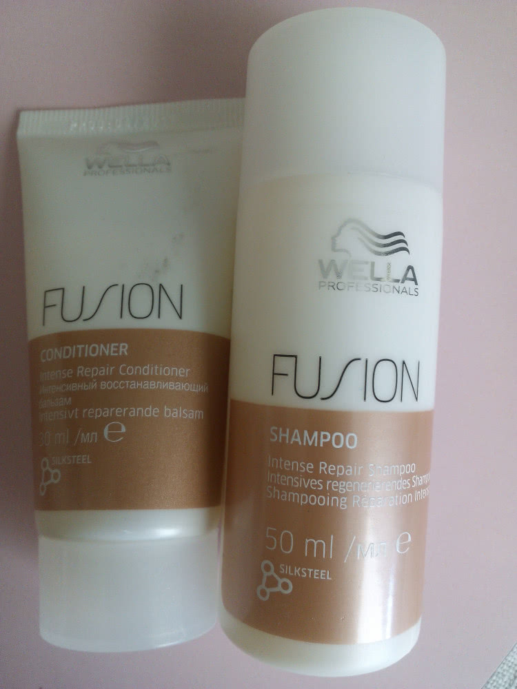сет Wella Professionals Fusion Shampoo+Conditioner - Интенсивно восстанавливающий шампунь и бальзам для волос