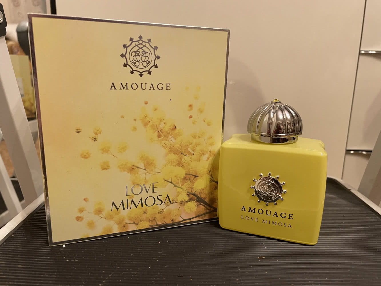 Love Mimosa Amouage, делюсь 180 р/1 мл