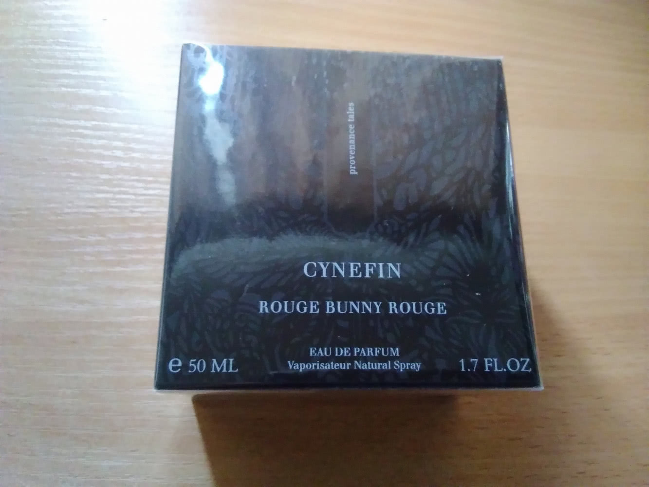 Продам парфюм Rouge Bunny Rouge "Synefin"