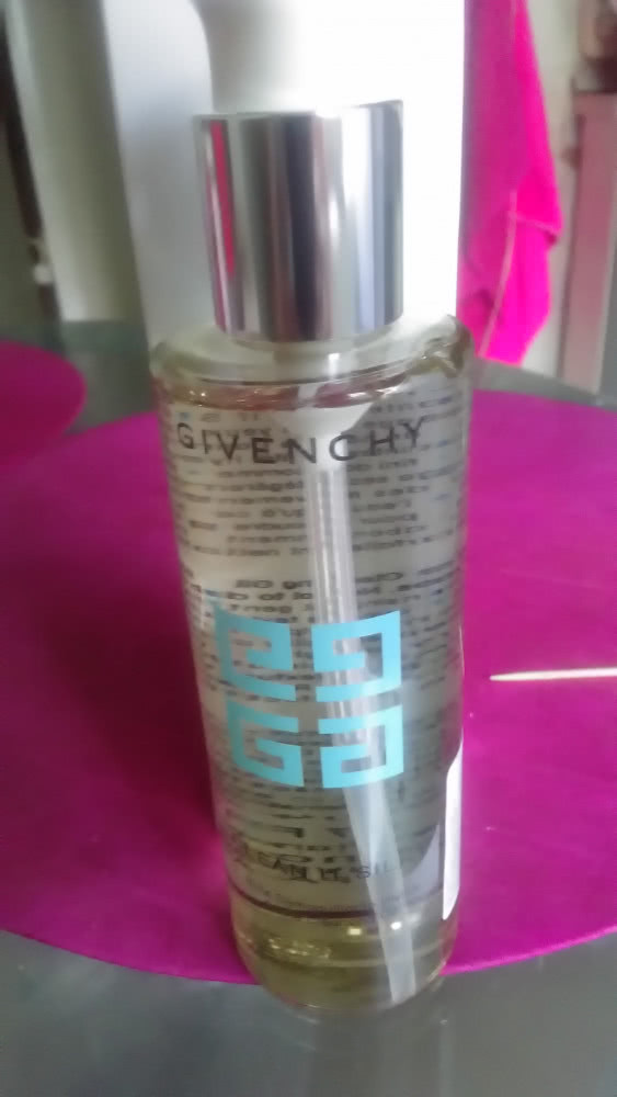 Givenchy Очищающее масло с лица и глаз  200 мл Тестер