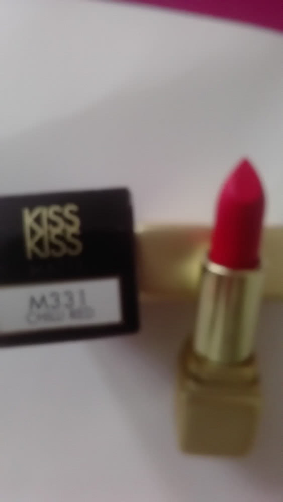 Guerlain Матовая увлажняющая помада KISS KISS #M331