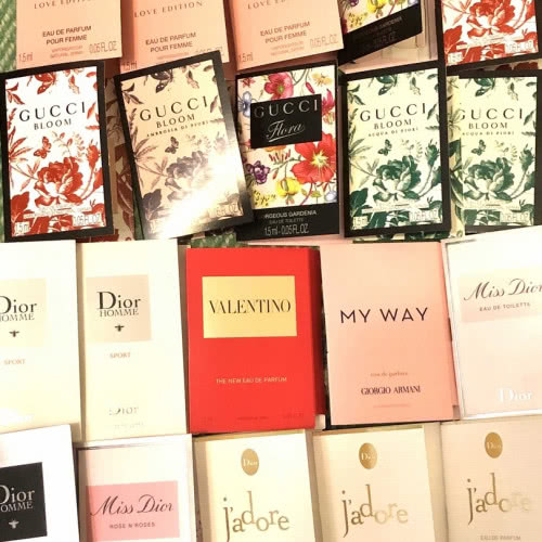 Набор из 20 различных пробников Dior , Gucci - ароматы