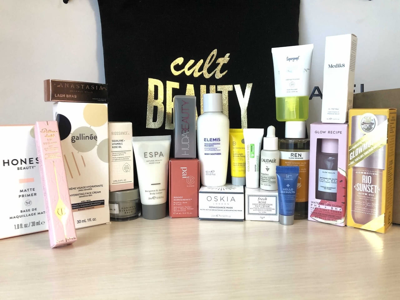 Cult Beauty The Tried And Tested Goody Bag  в наличии