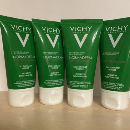 Vichy normaderm phytosolution