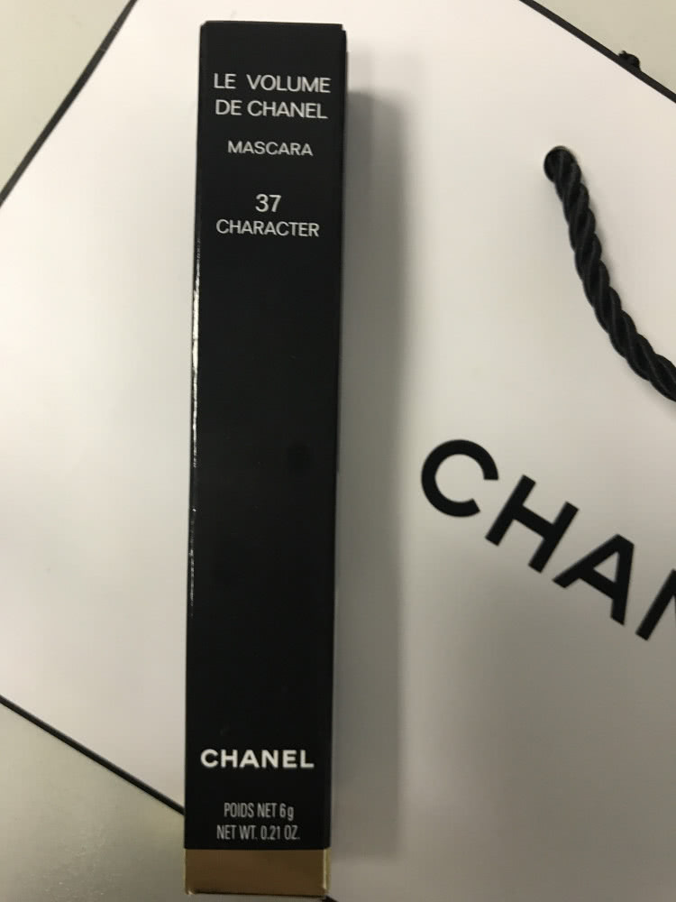 Рождество 2017,Chanel Le Volume De Chanel ТУШЬ ДЛЯ РЕСНИЦ.37 - CHARACTER,