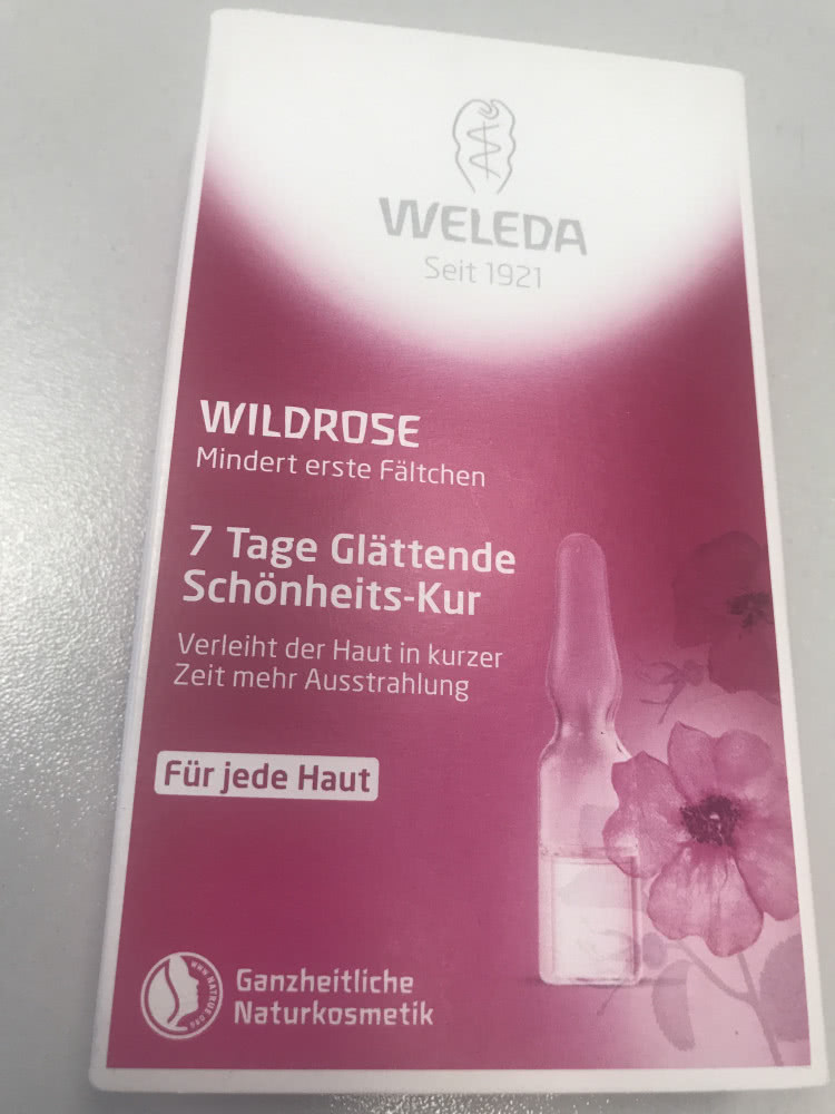 Веледа Концентрат Розовый разглаживающий с маслом розы Москета 0,8 мл 7 ампул Weleda Wildrose Mindert erste Faltchen
