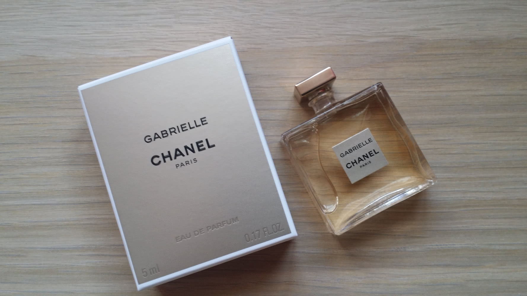 Новая миниатюра аромата Chanel Gabrielle новая, в слюде, объем 5 мл
