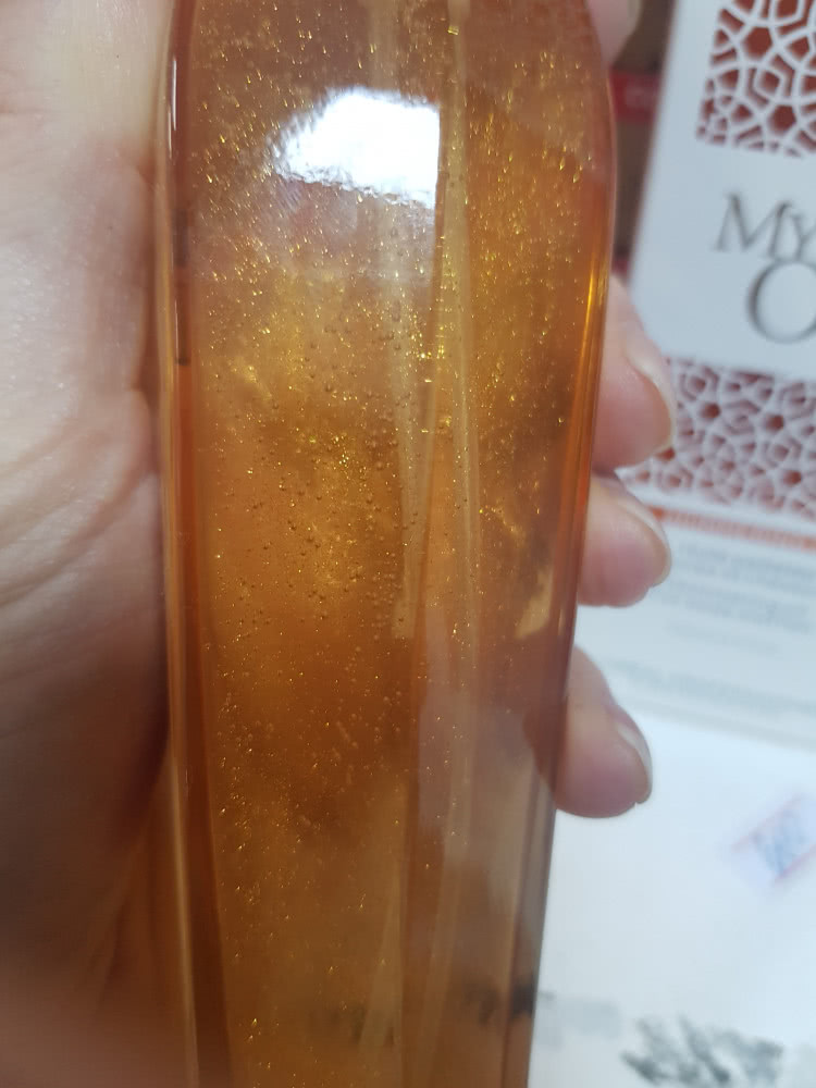 Масло мерцающее для волос и тела, L'oréal Mythic Oil.