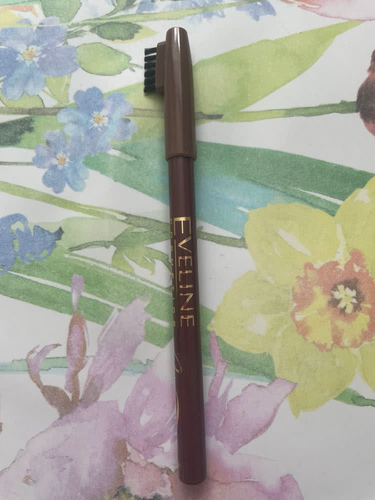 карандаш для бровей Eveline