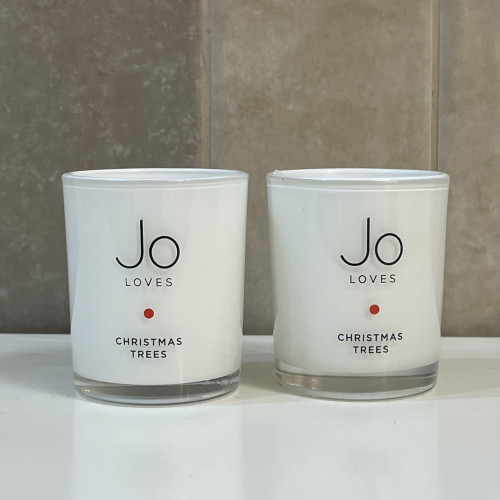 Свеча Jo Loves A Home Candle in ‘Christmas Trees’