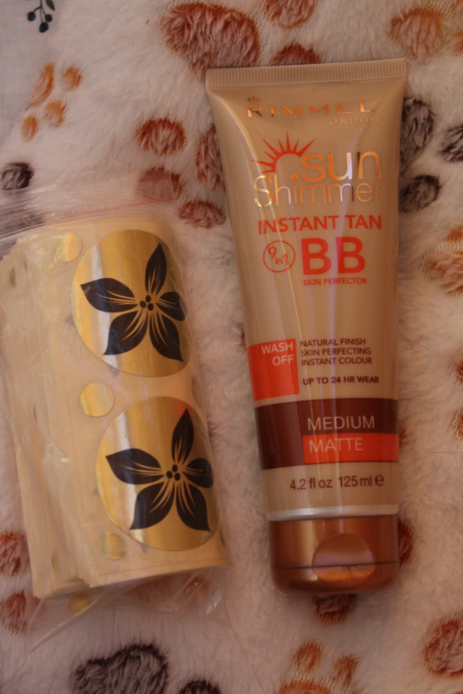 Крем-автозагар Rimmel London Sun Shimmer Instant Tan 9 in 1 BB Skin Perfector и стикини