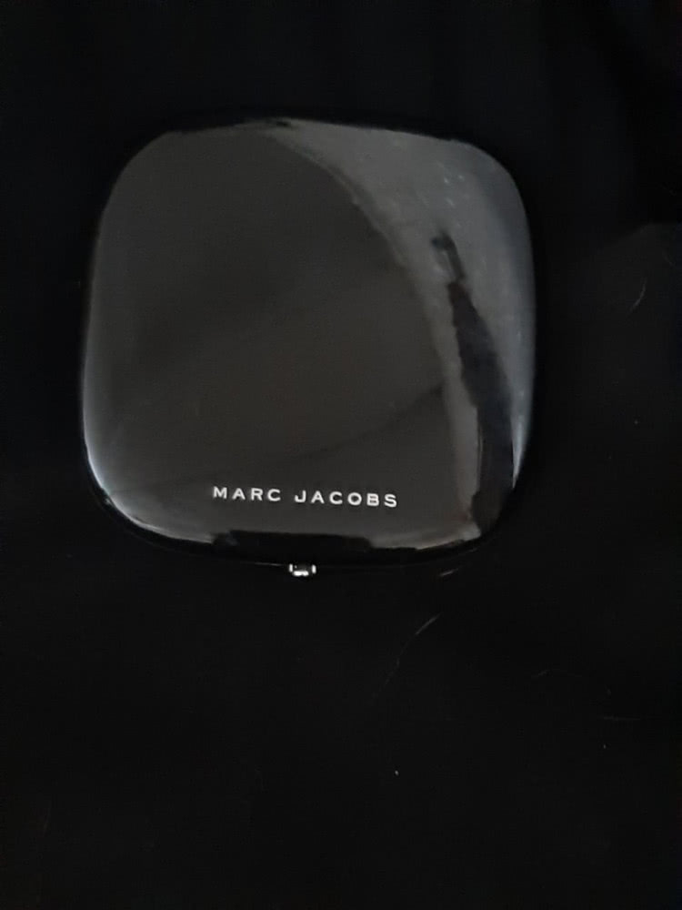 Marc Jacobs O!Mega Bronze Perfect Fan Bronzer 102 Tantric (Medium Terracotta Bronze)